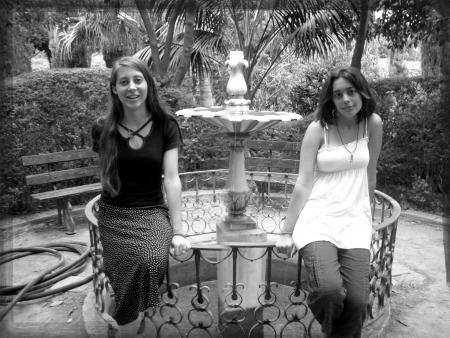 las 2